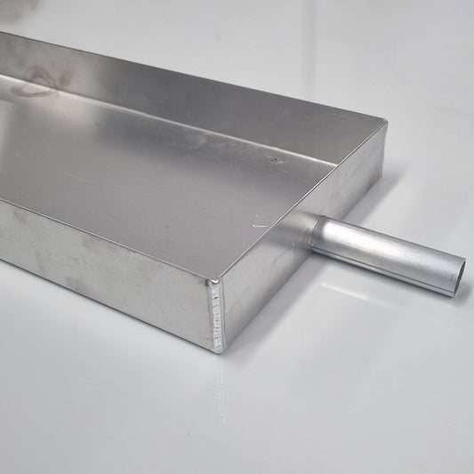 Accent Air - Aluminium drain tray - L1090 with a Drain stub 75mm long